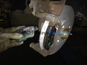 Sostituzione pastiglie freni Lancia Musa