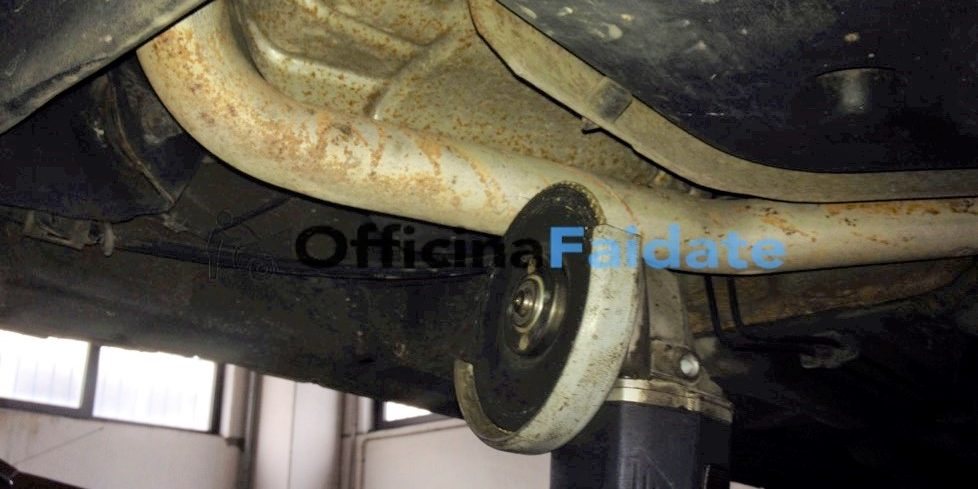 Sostituzione terminale di scarico Fiat Punto-2